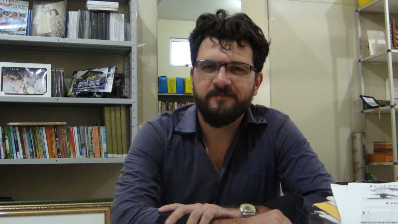 Edward Luz - Antropólogo 